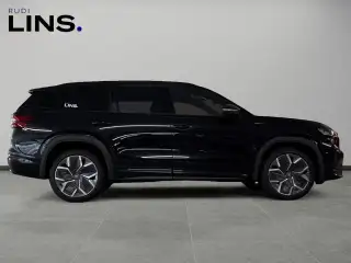 Vehicle image thumbnail, number 6