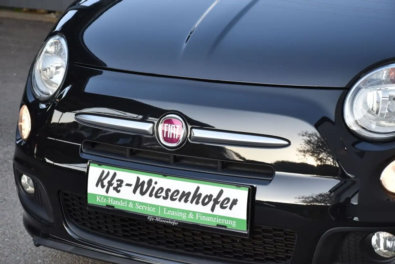 Vehicle image, number 12