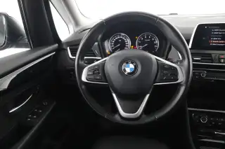Vehicle image thumbnail, number 10