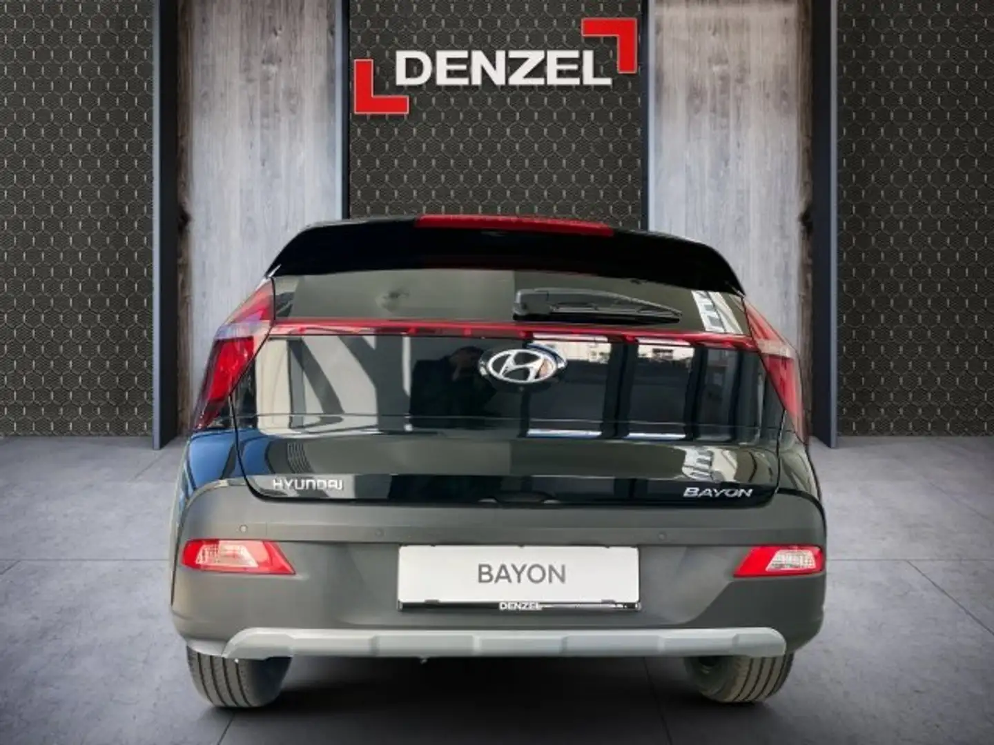 Vehicle image, number 10