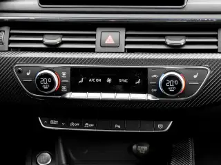 Vehicle image thumbnail, number 8