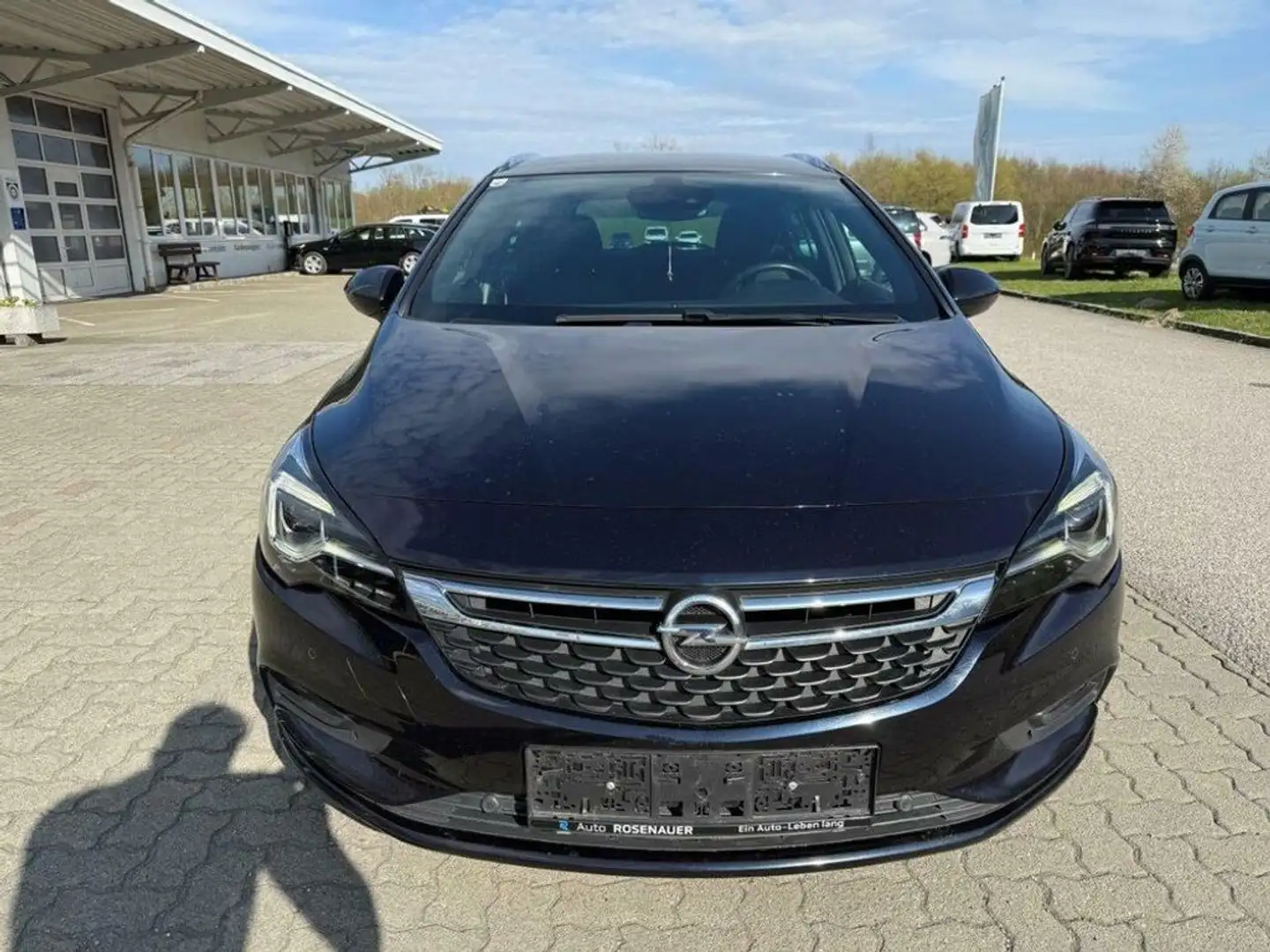 Vehicle image, number 2
