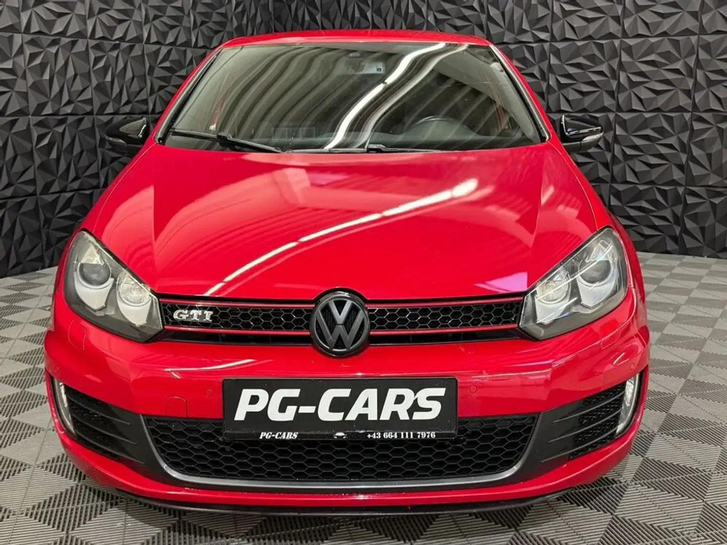 Vehicle image, number 2