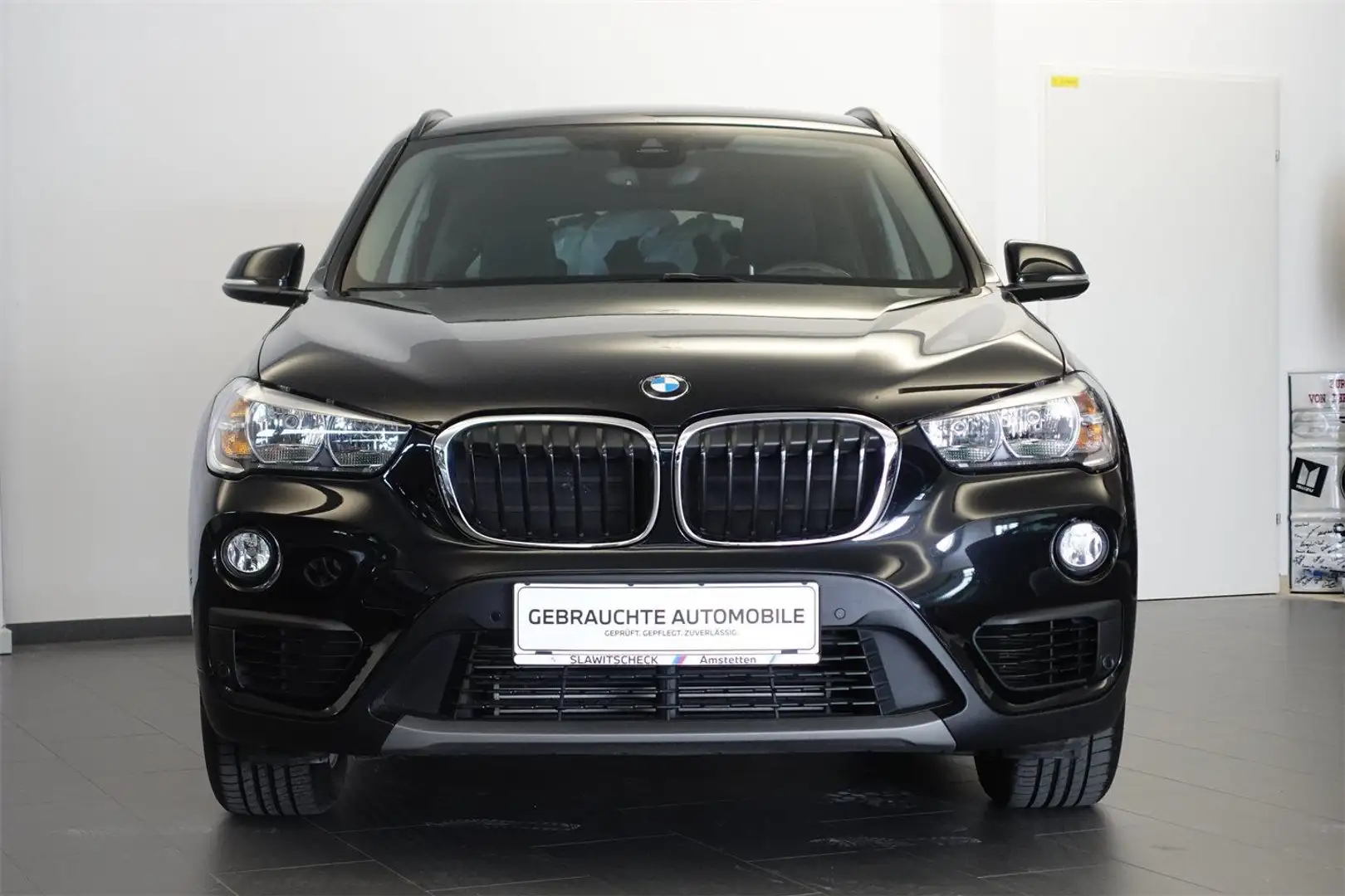 Vehicle image, number 2