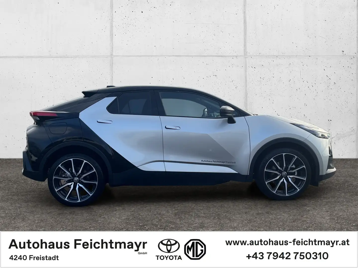 Vehicle image, number 4