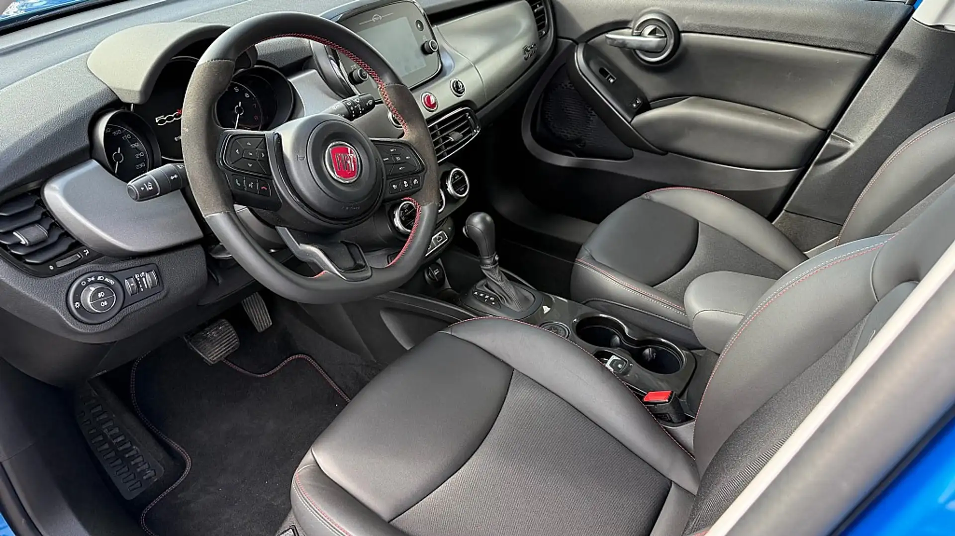 Vehicle image, number 9