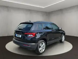 Vehicle image thumbnail, number 5