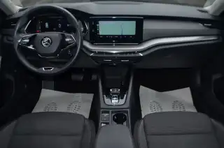 Vehicle image thumbnail, number 8