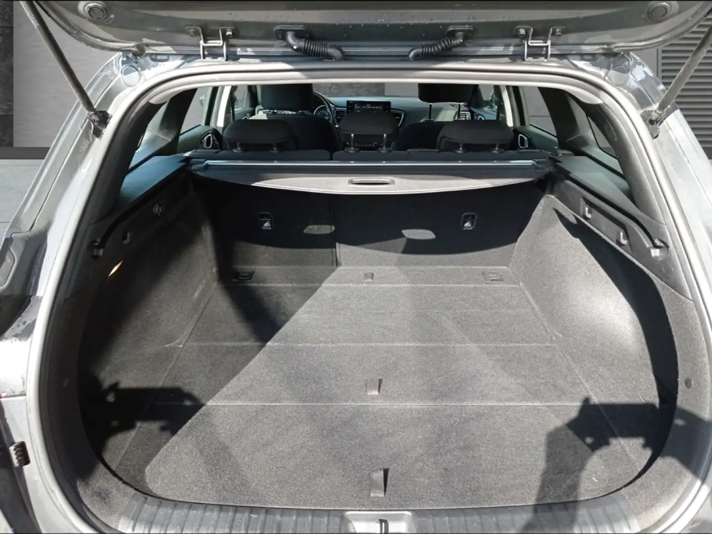 Vehicle image, number 5