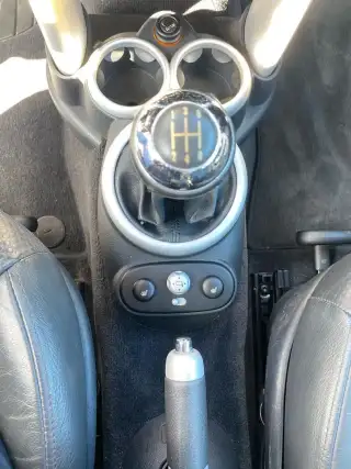 Vehicle image thumbnail, number 8