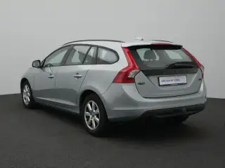 Vehicle image thumbnail, number 4