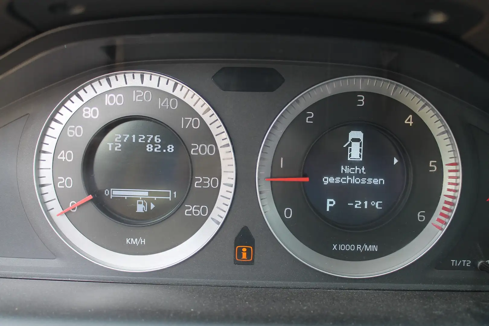 Vehicle image, number 17