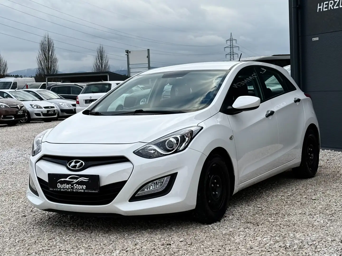 Vehicle image, number 3