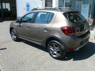 Vehicle image thumbnail, number 25