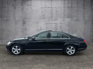 Vehicle image thumbnail, number 8