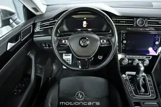Vehicle image thumbnail, number 9