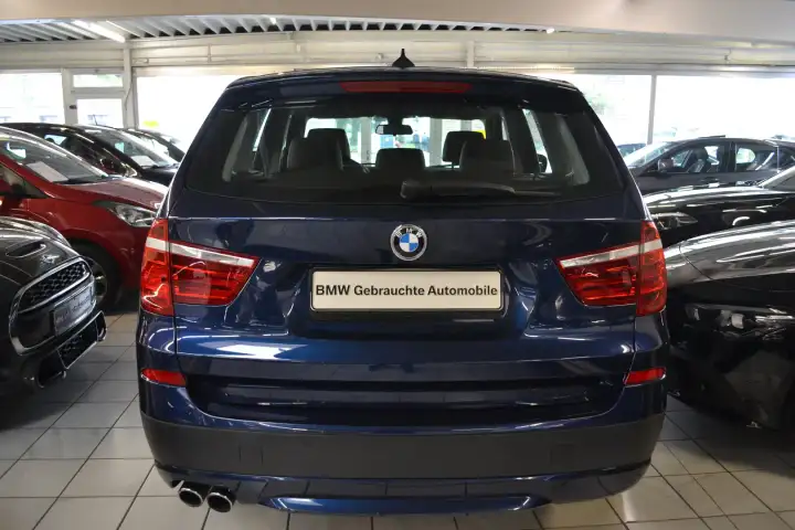 Additional image of the vehicle