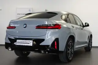 Vehicle image thumbnail, number 3