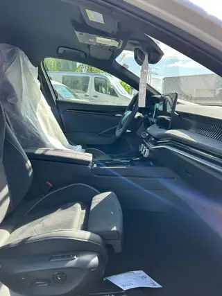 Vehicle image thumbnail, number 10