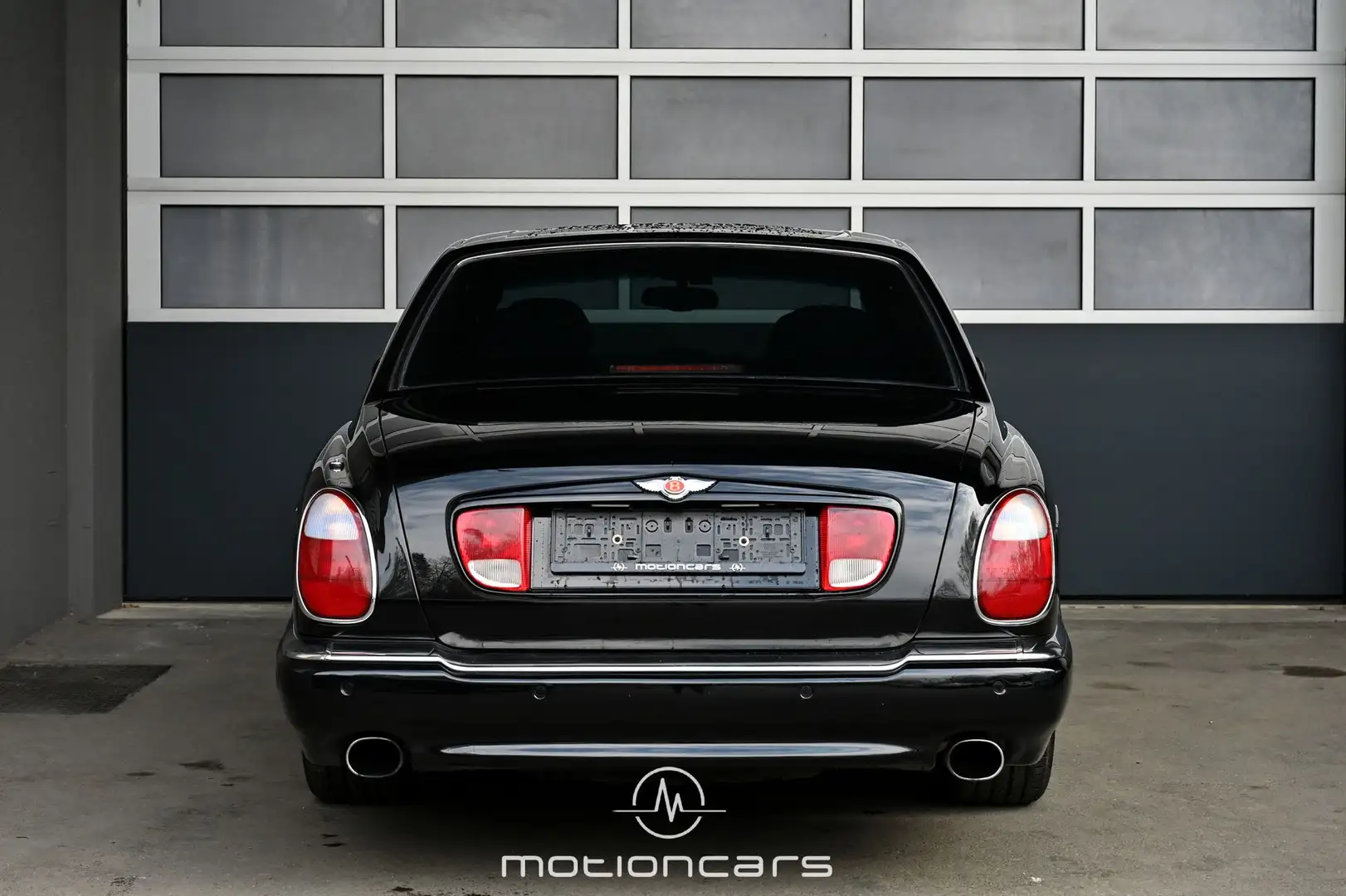 Vehicle image, number 4