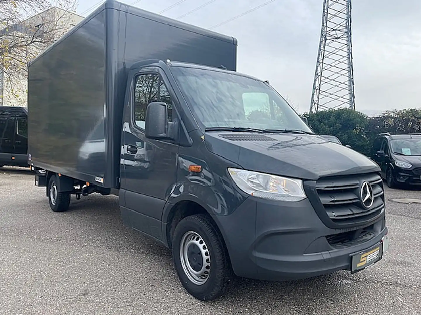 Vehicle image, number 1