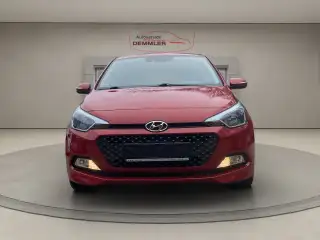 Vehicle image thumbnail, number 2