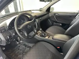 Vehicle image thumbnail, number 7