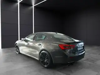 Vehicle image thumbnail, number 5