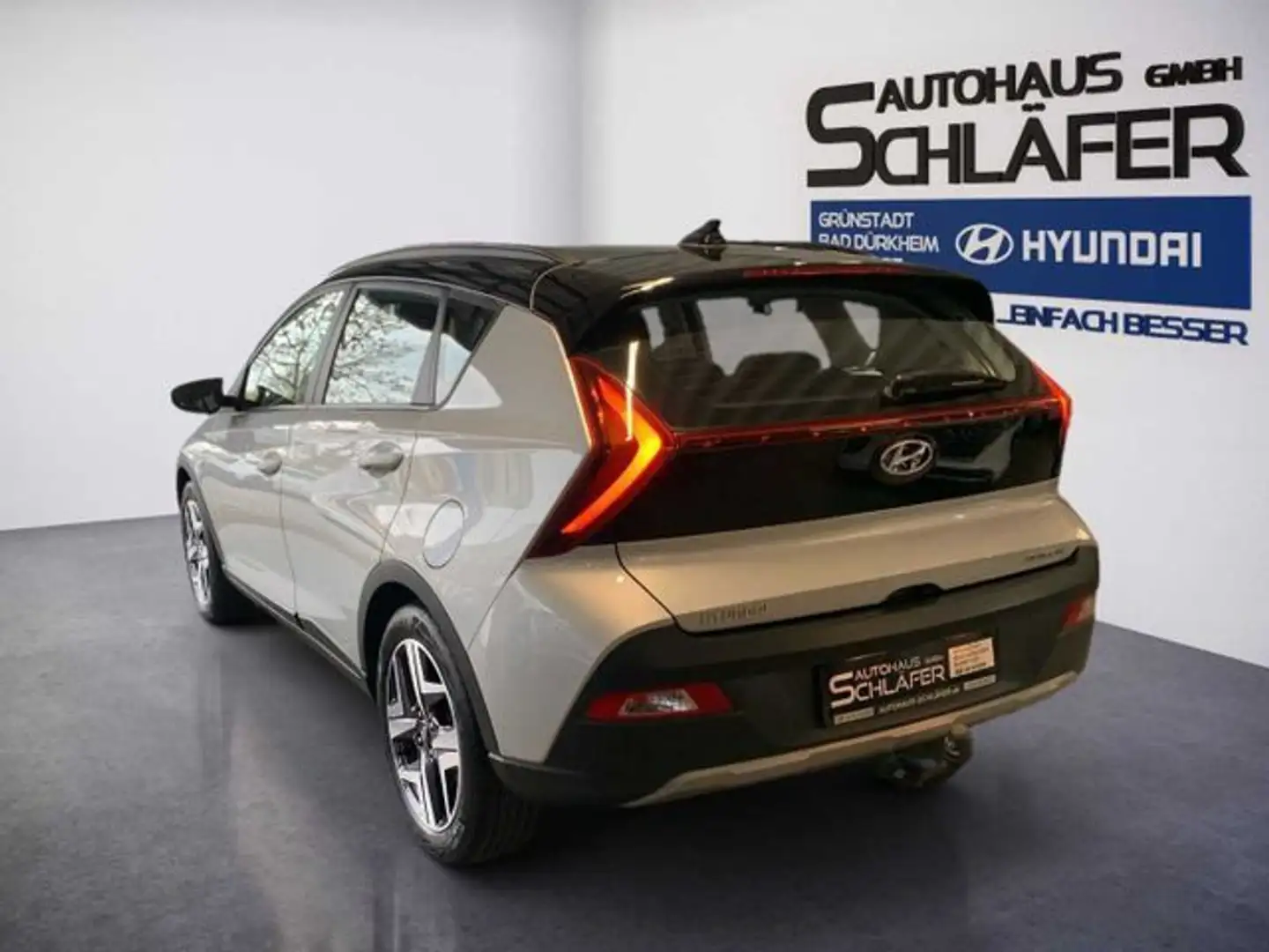 Vehicle image, number 6