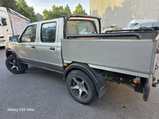 Vehicle image thumbnail, number 8