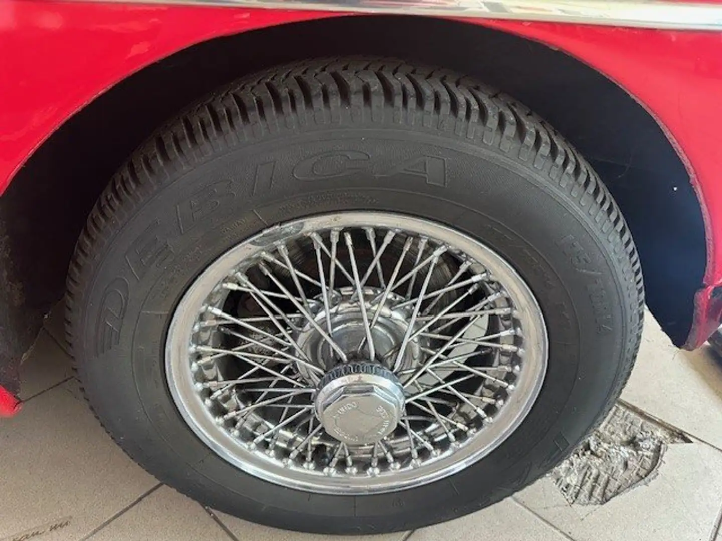 Vehicle image, number 8