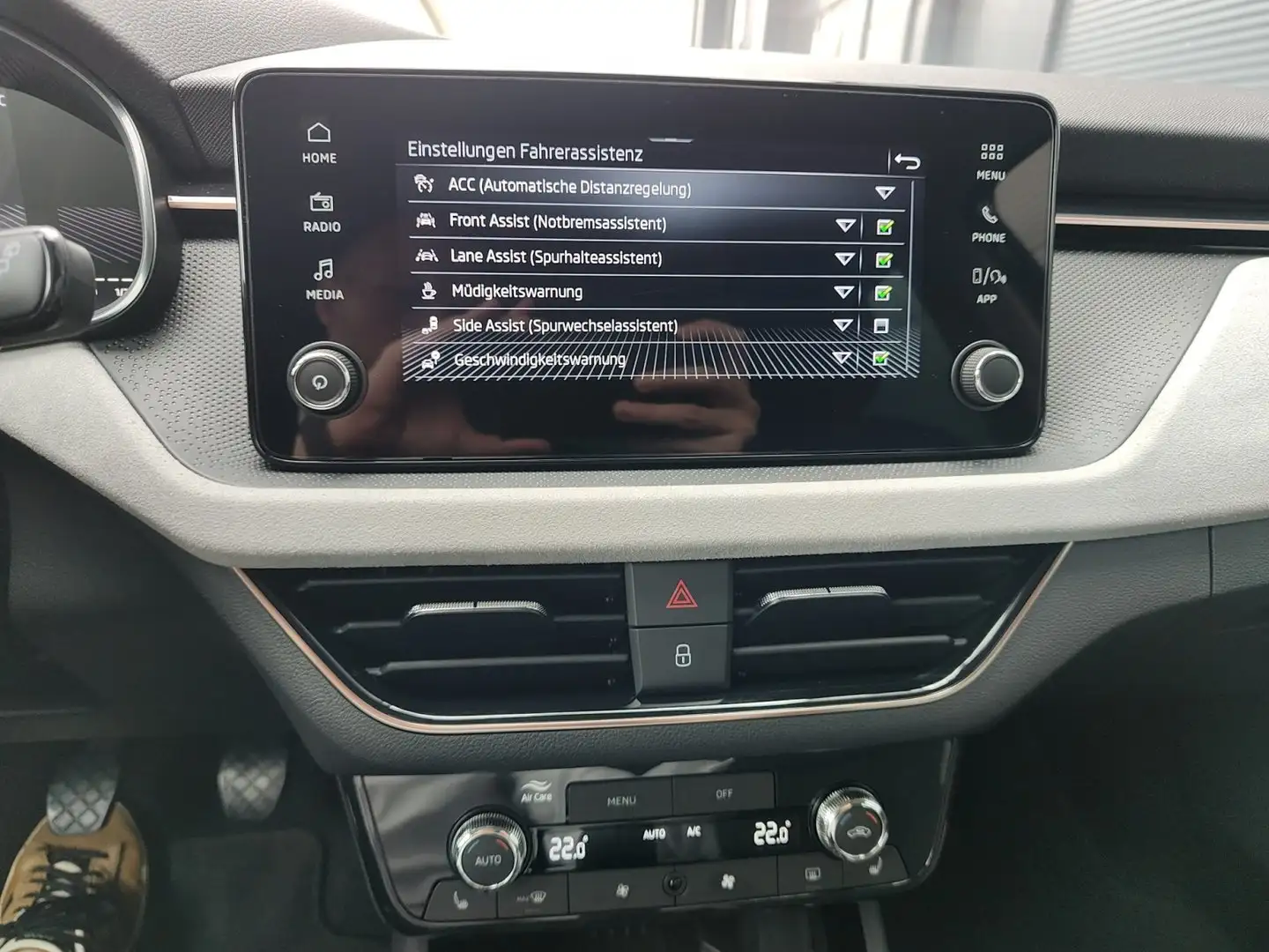 Vehicle image, number 9