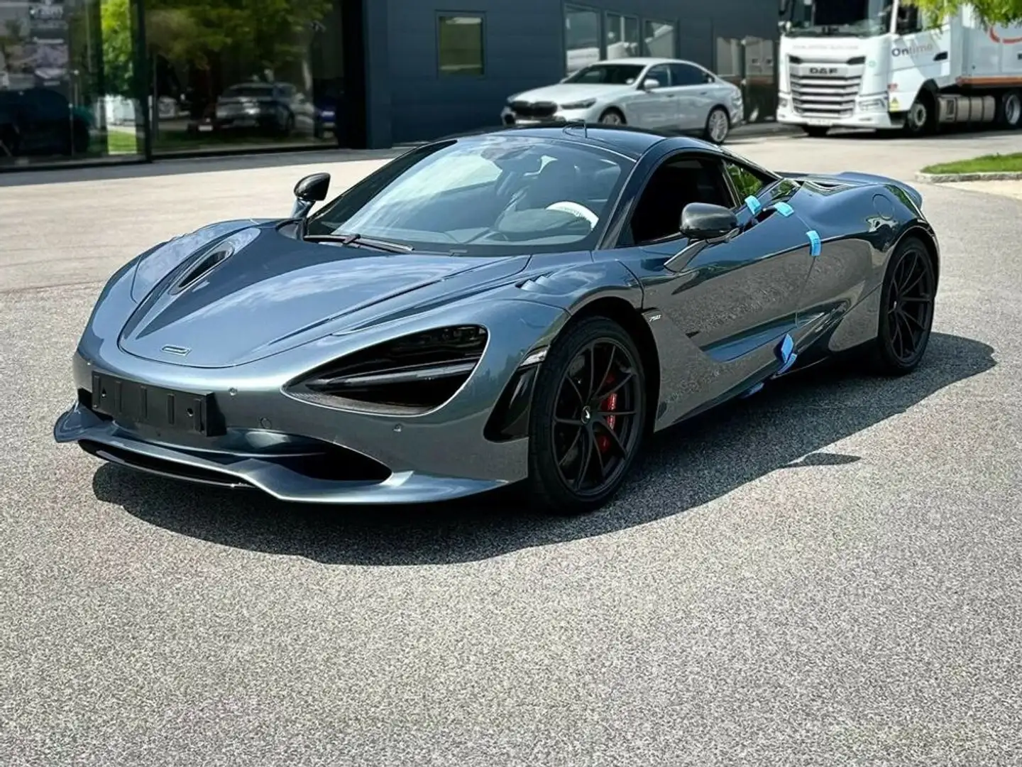 Vehicle image, number 1