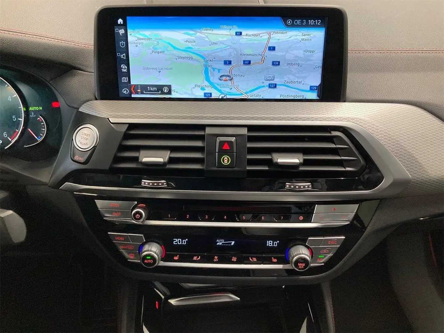 Vehicle image, number 4