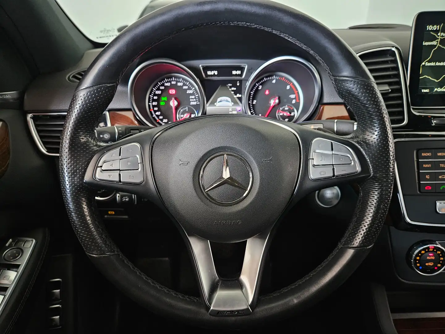 Vehicle image, number 20