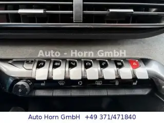Vehicle image thumbnail, number 12
