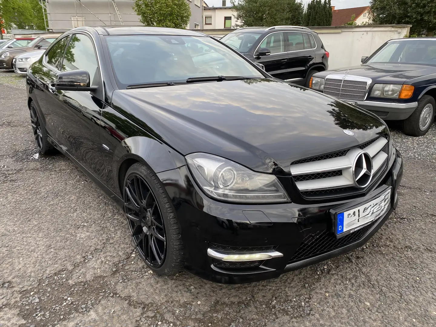 Vehicle image, number 3
