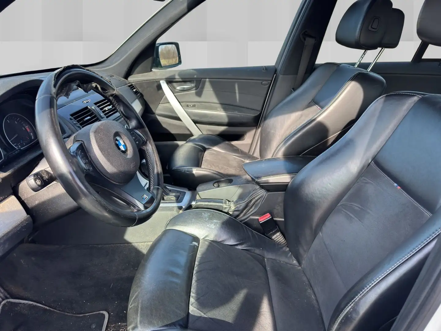 Vehicle image, number 9