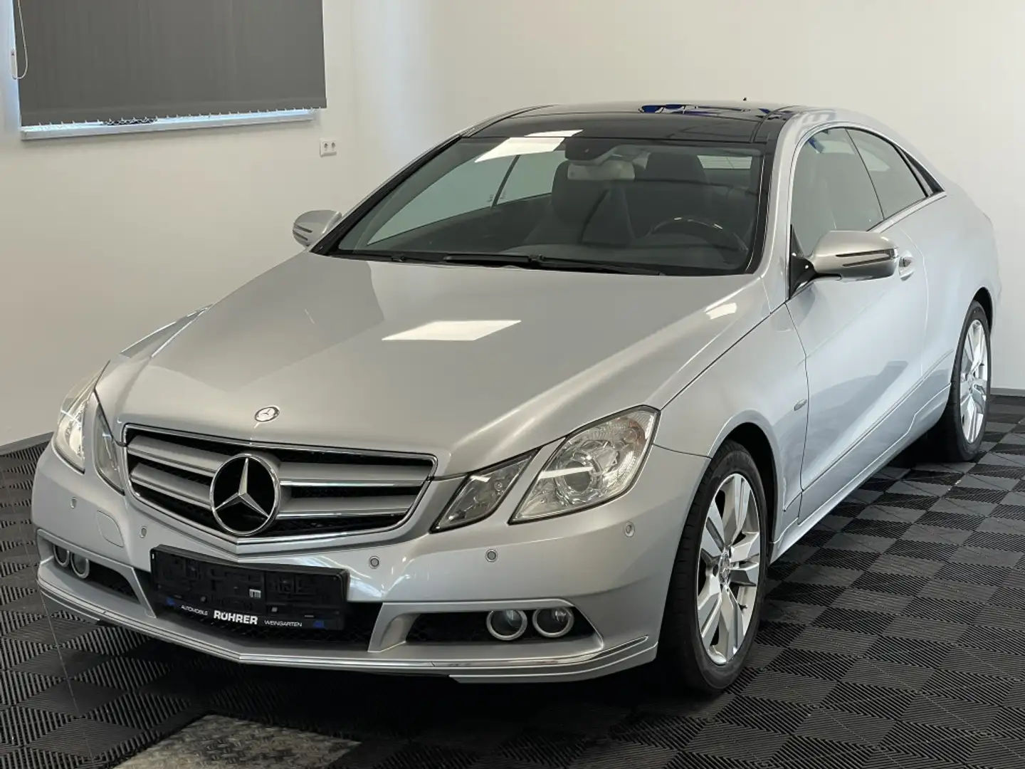 Vehicle image, number 2
