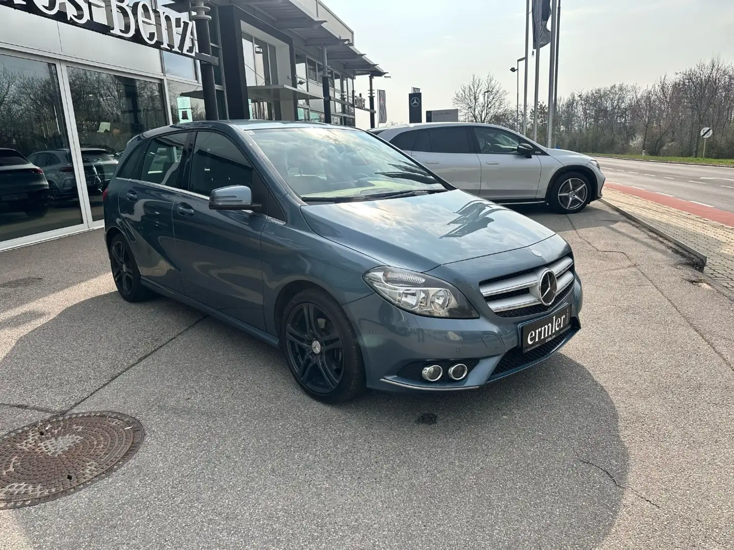 Vehicle image, number 5