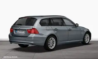 Vehicle image thumbnail, number 4
