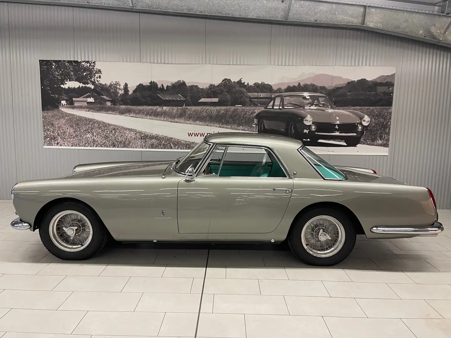 Vehicle image, number 1