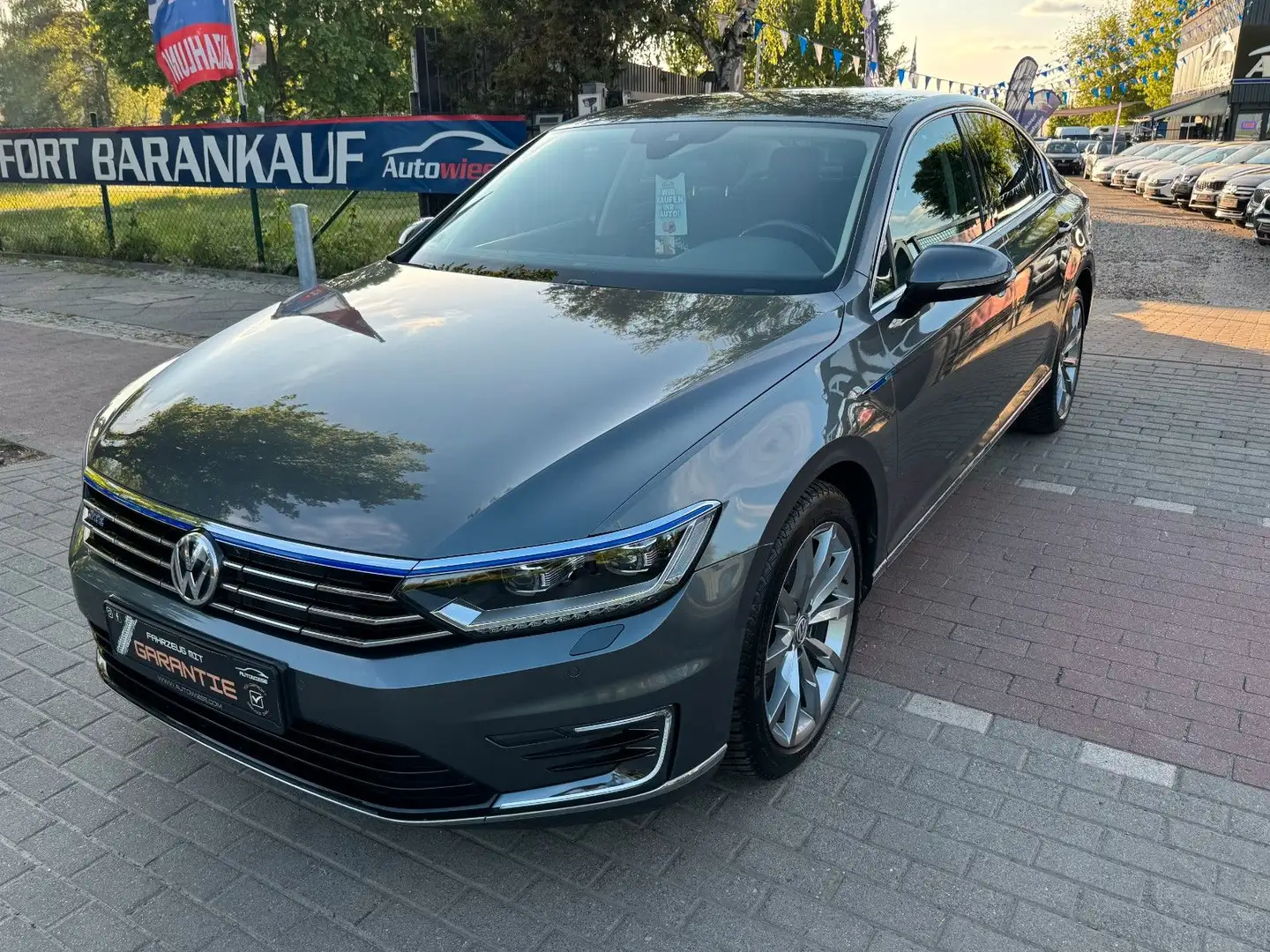 Vehicle image, number 9