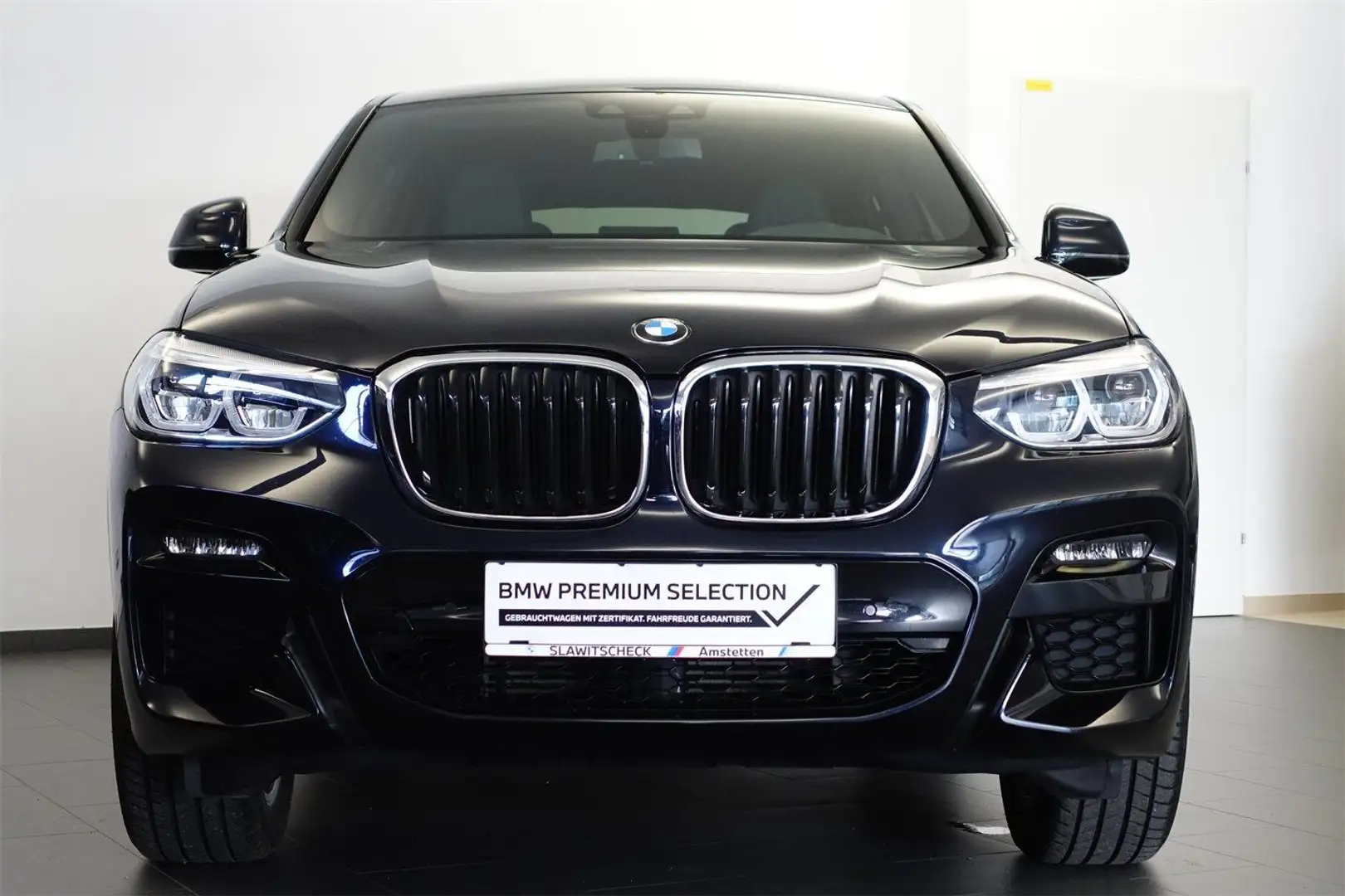Vehicle image, number 2