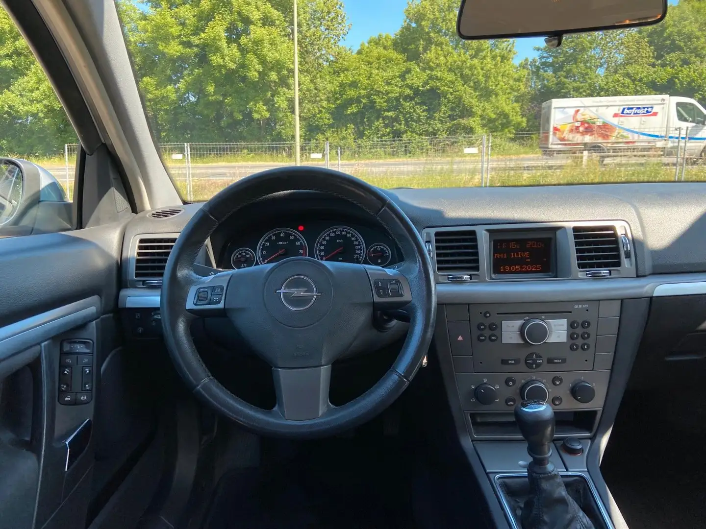 Vehicle image, number 18