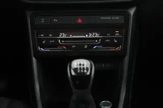 Vehicle image thumbnail, number 13