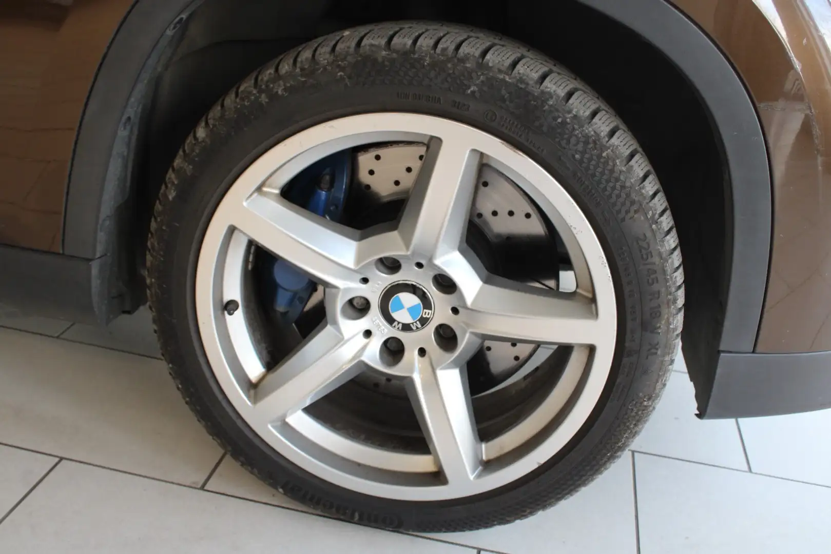 Vehicle image, number 7