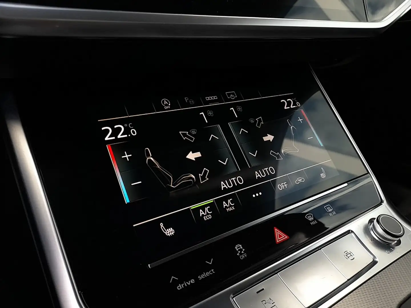 Vehicle image, number 6