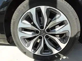 Vehicle image thumbnail, number 7