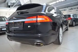 Vehicle image thumbnail, number 8
